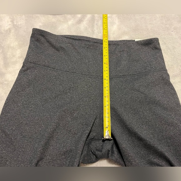 NWT Go Dry Old Navy dark gray heavier leggings. - Picture 4 of 13